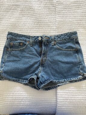 Levi's Classic Low-Rise Blue Denim Shorts